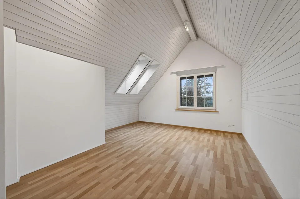 160 m² di spazio abitativo, camino accogliente e riscaldamento a pompa di calore – foto 20 di 23