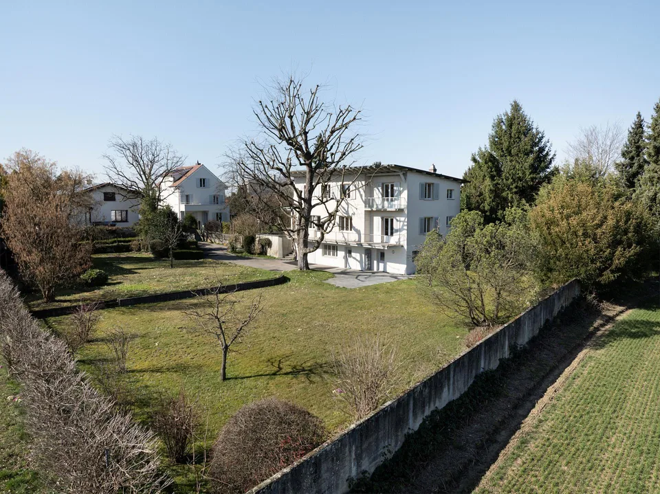 Grosszügiges Einfamilienhaus mit viel Grün und Privatsphäre – Foto 14 von 14