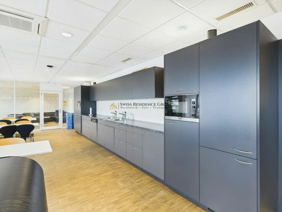 Riedmatt Center - Repräsentative Büroflächen mit optimaler Infrastr... – photo 16 sur 24