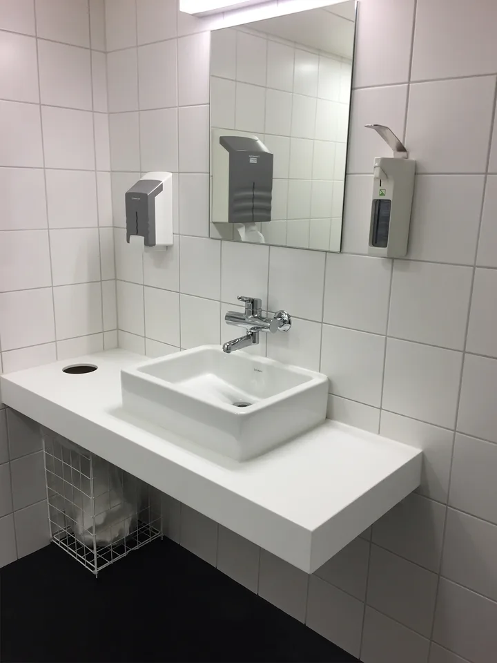 Büro / Praxis (ehemals Tradingfloor einer Bank) – Foto 8 von 10