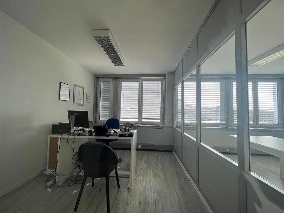 Mendrisio – Ufficio elegante e ben collegato – Foto 6 von 6