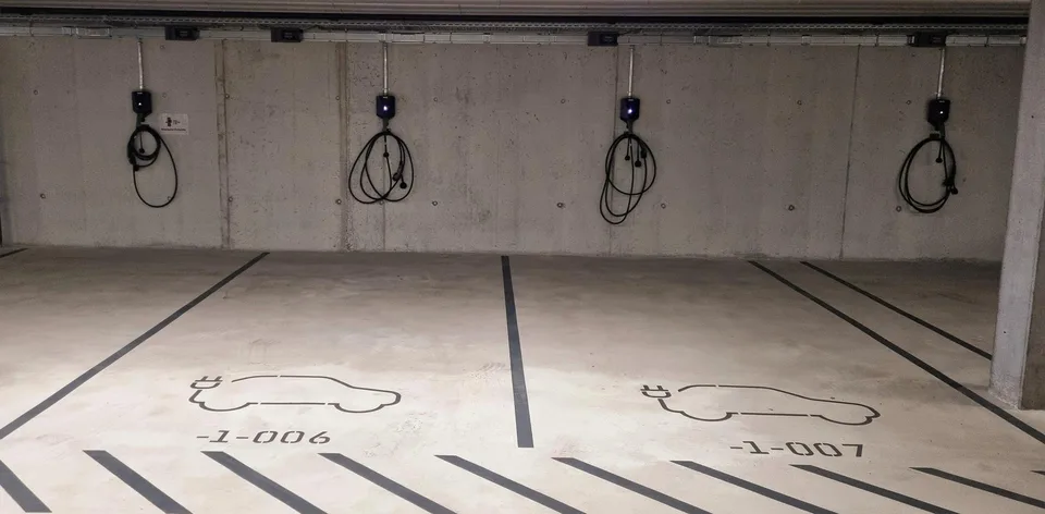 Einstellplätze im Parkhaus Mobility Hub Zug Nord zu vermieten – Foto 4 von 4