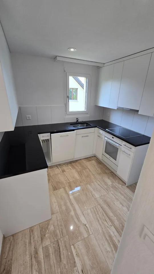 gemütliche 3.5 Zimmer Dachwohnung – Foto 2 von 10