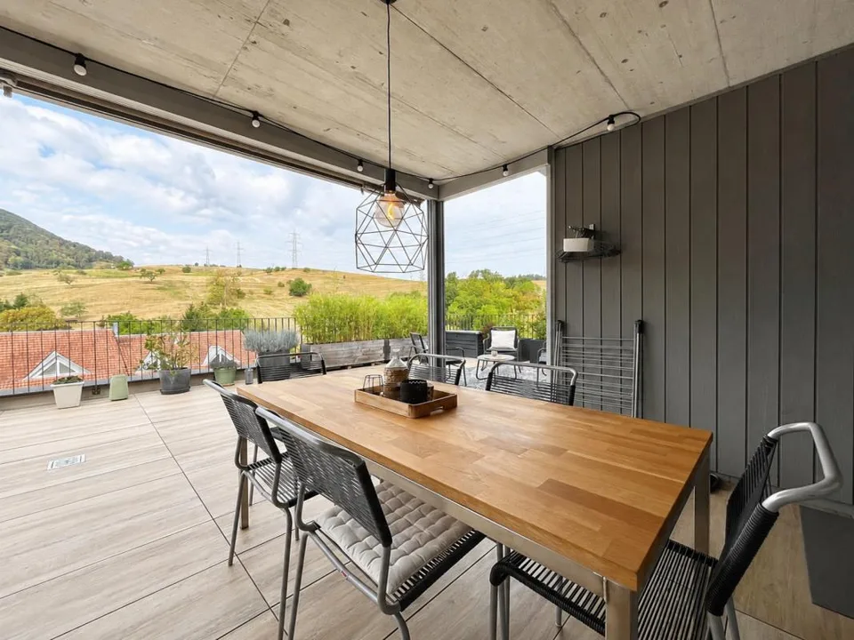 Appartamento con terrazza di 4,5 stanze – foto 10 di 13