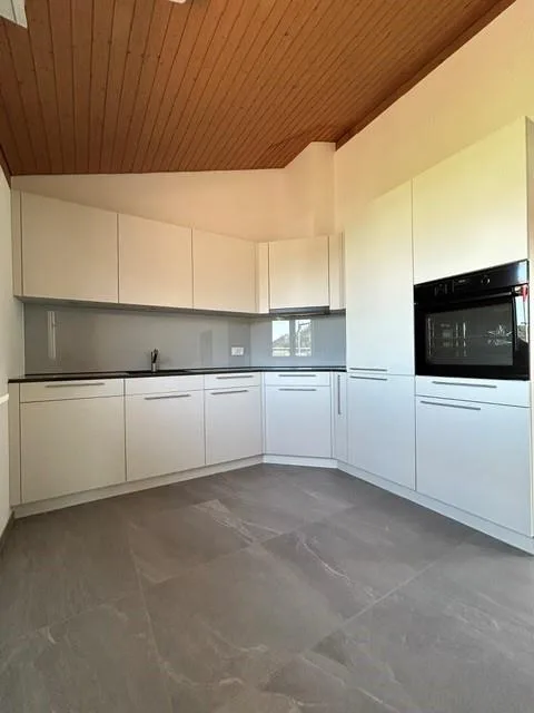 Grosszügige 4.5-Zimmer-Attikawohnung mit 131 m² in Dagmersellen
