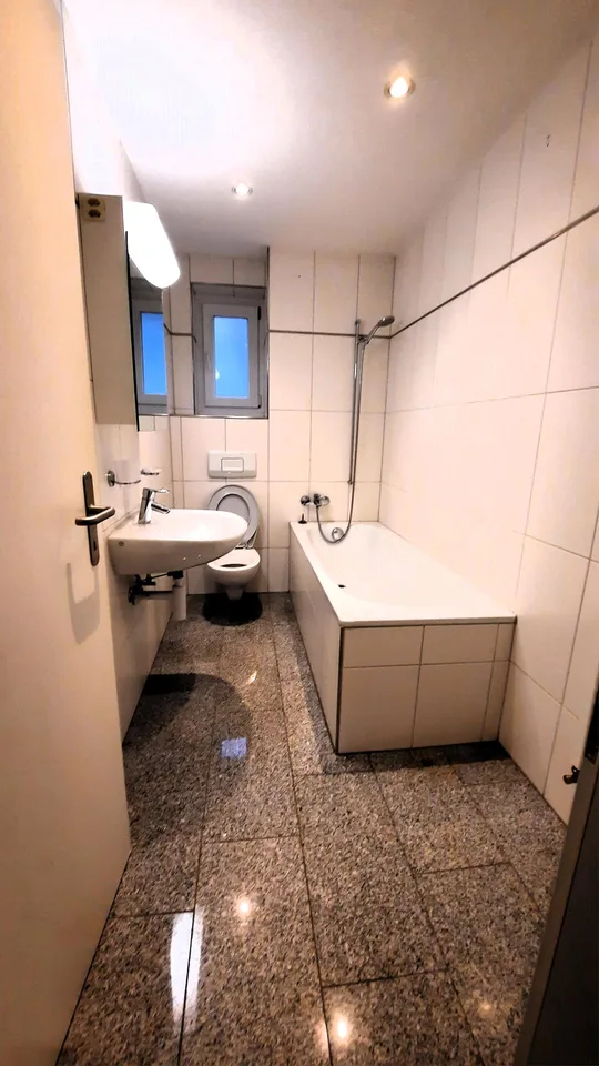 charmante 4.5 Zimmerwohnung – foto 5 di 13