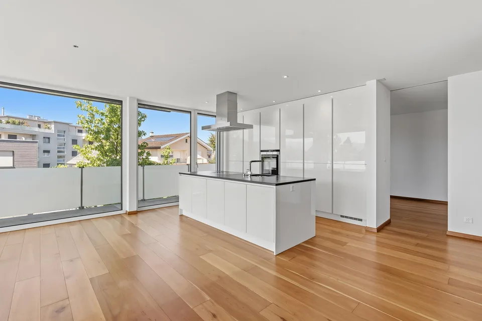 Appartamento attraente di 3,5 locali – generosamente ristrutturato come oasi di 2,5 locali con balcone XXL – foto 5 di 19
