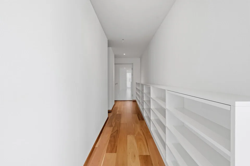 Appartamento attraente di 3,5 locali – generosamente ristrutturato come oasi di 2,5 locali con balcone XXL – foto 8 di 19