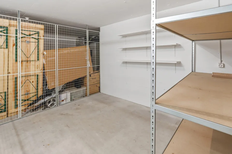Appartamento attraente di 3,5 locali – generosamente ristrutturato come oasi di 2,5 locali con balcone XXL – foto 16 di 19