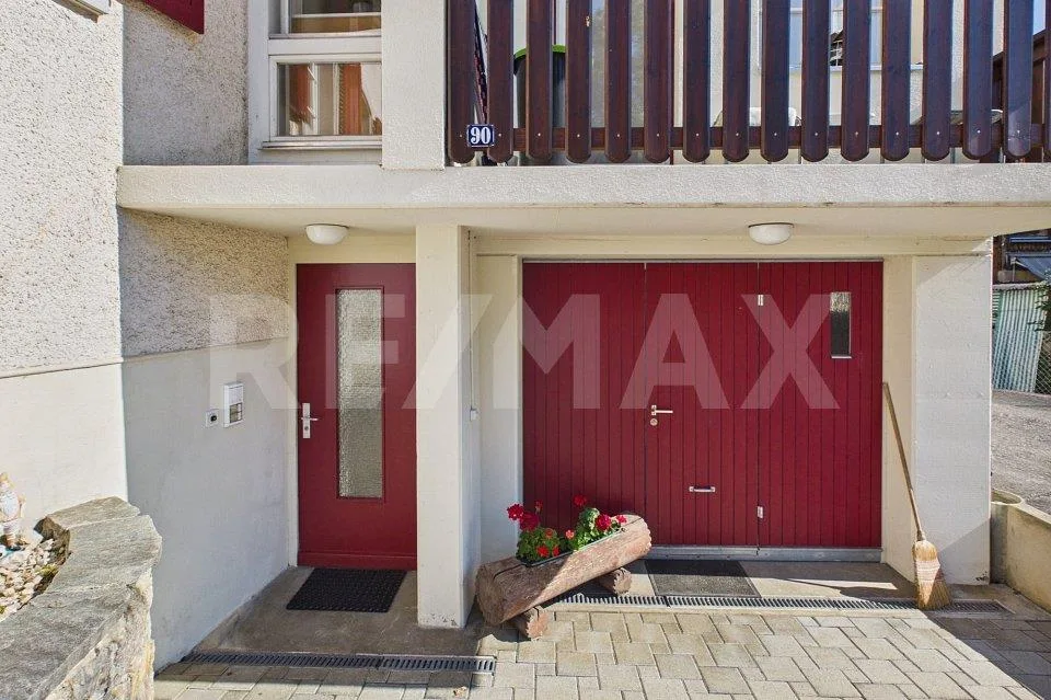 Attraktives Mehrfamilienhaus mit drei Wohneinheiten – photo 2 of 13