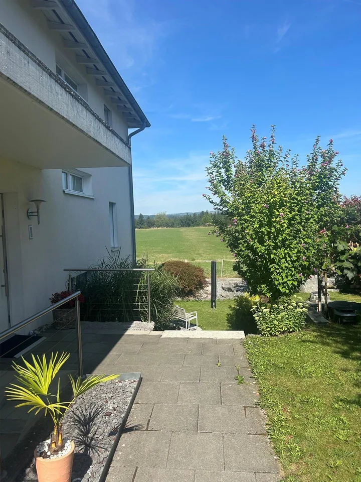 Neu ausgebautes, hochwertig möbliertes 1.5-Zimmer-Business-Apartment