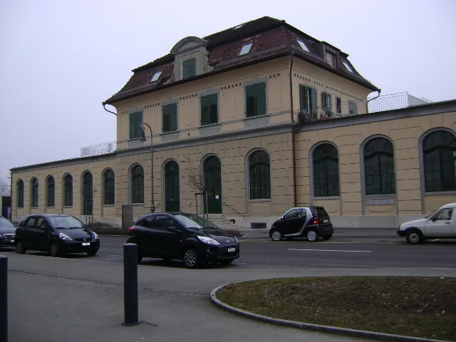 Heimelige Wohnung mit grosser Terrasse im Zentrum – foto 2 di 3