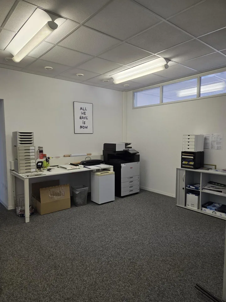 Attraktive Büro-/Praxisfläche an zentraler Lage in Thun – photo 9 of 12