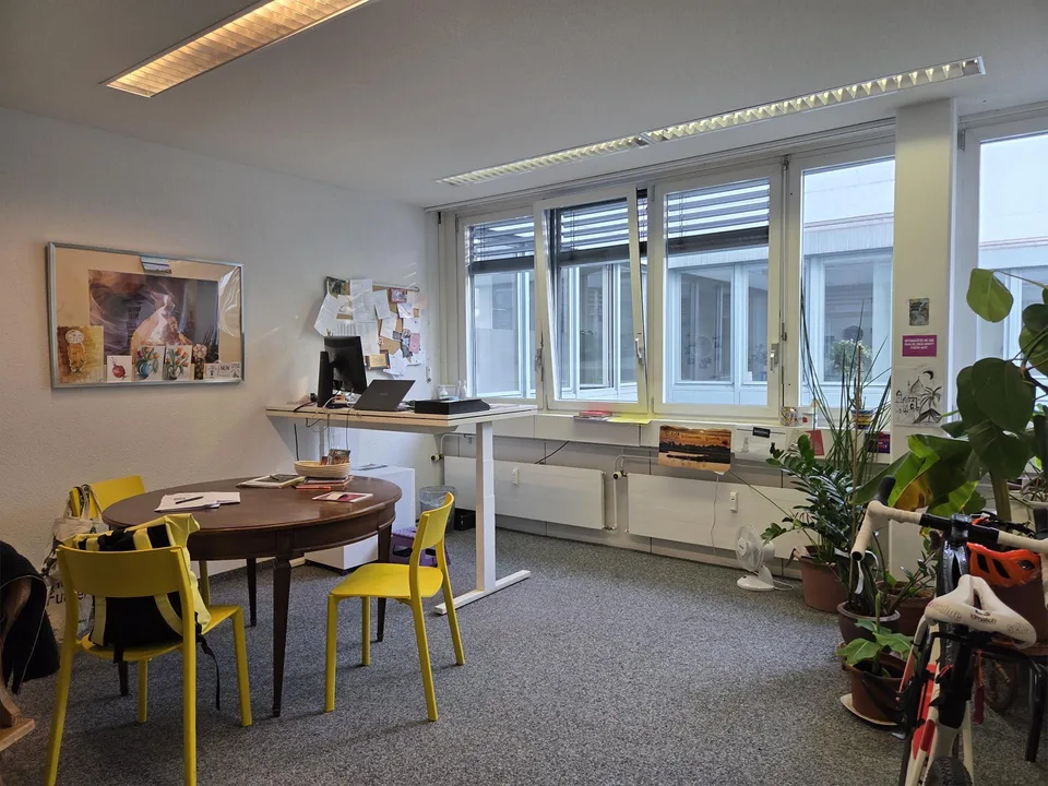 Attraktive Büro-/Praxisfläche an zentraler Lage in Thun – photo 4 of 12