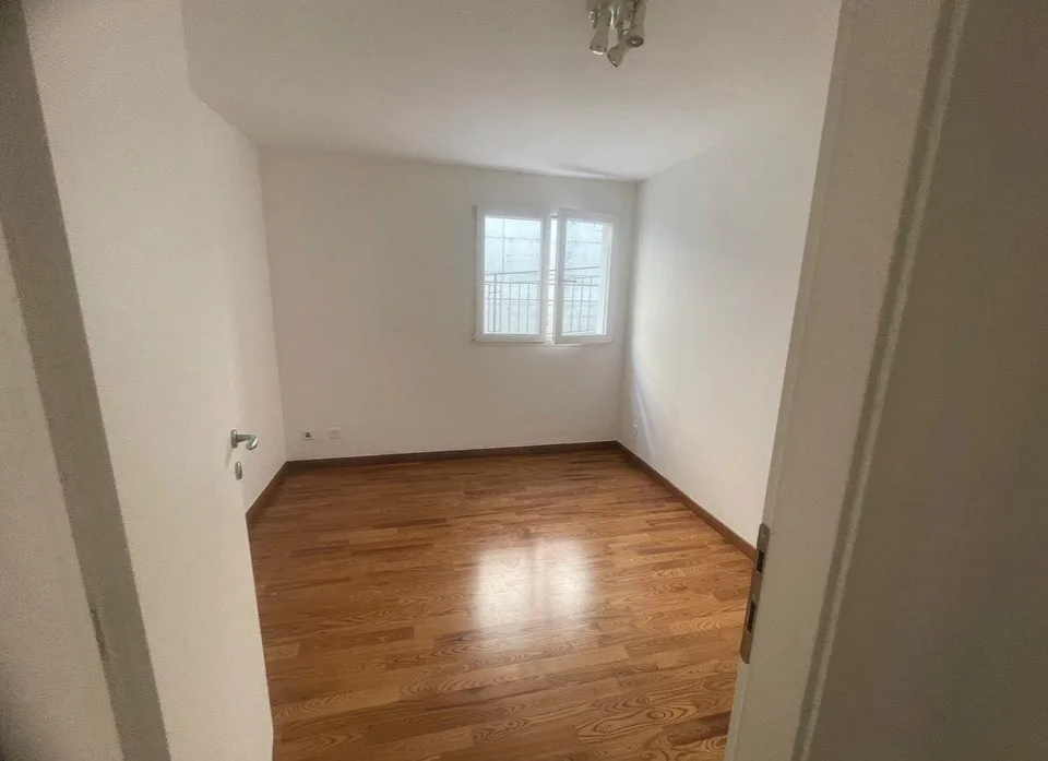 BALERNA – 4,5 LOCALI CON GIARDINO – CERCASI SUBENTRANTE