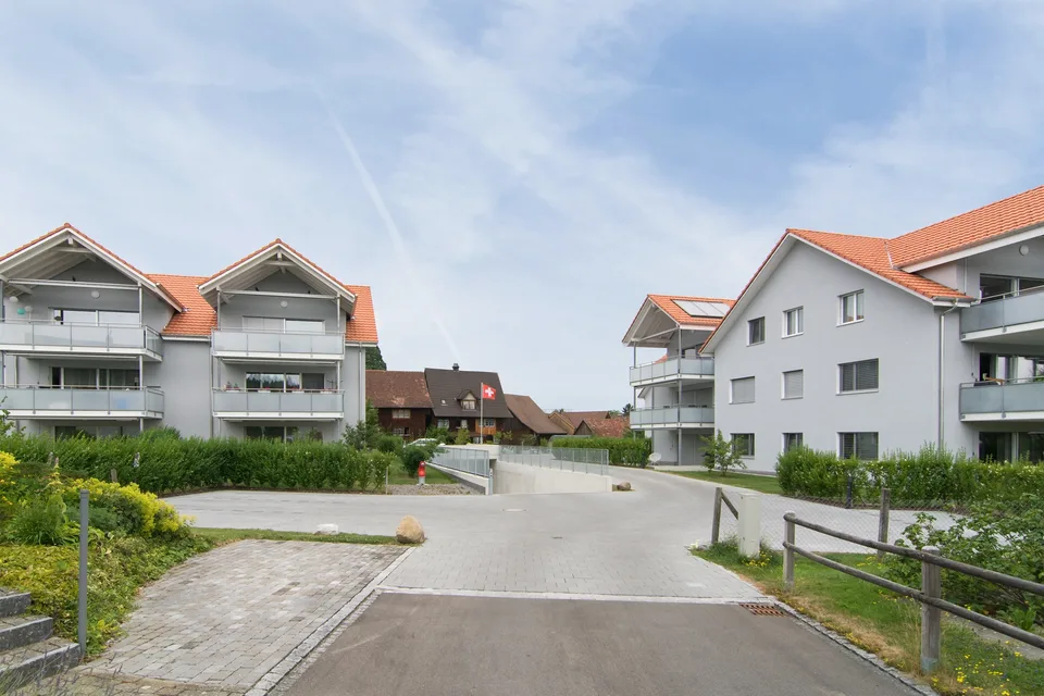 4.5 Zimmer-Wohnung mit grossem Sitzplatz