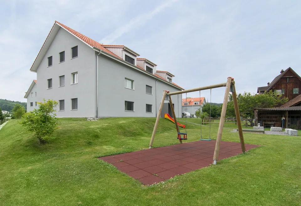 4.5 Zimmer-Wohnung mit grossem Sitzplatz
