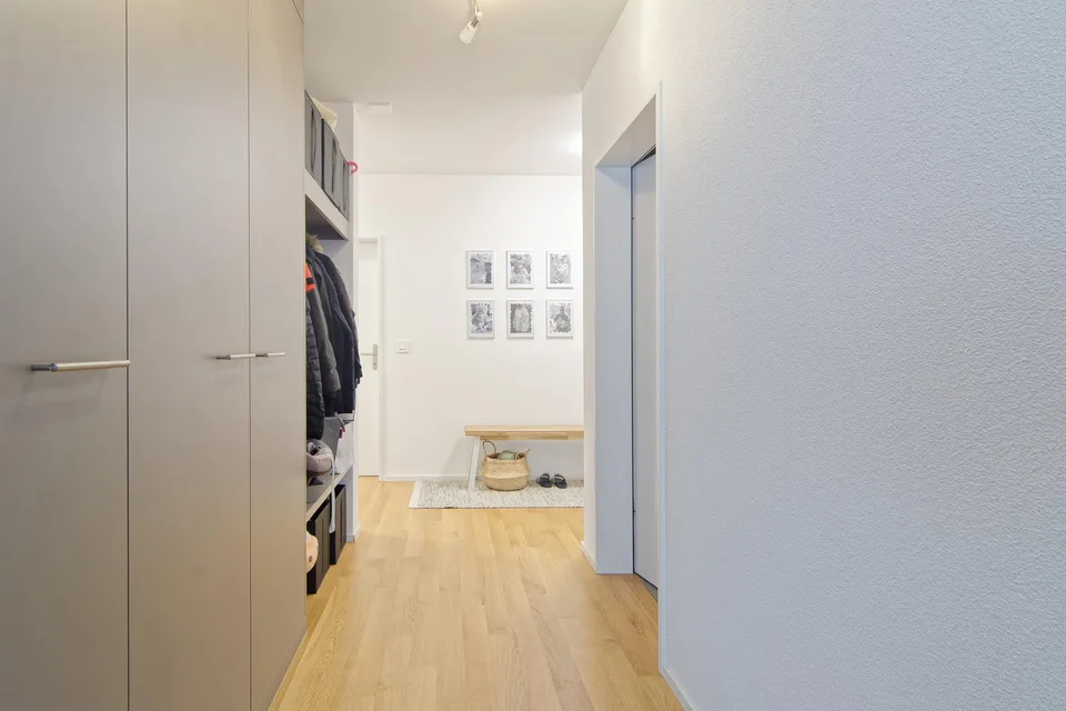 4.5 Zimmer-Wohnung mit grossem Sitzplatz