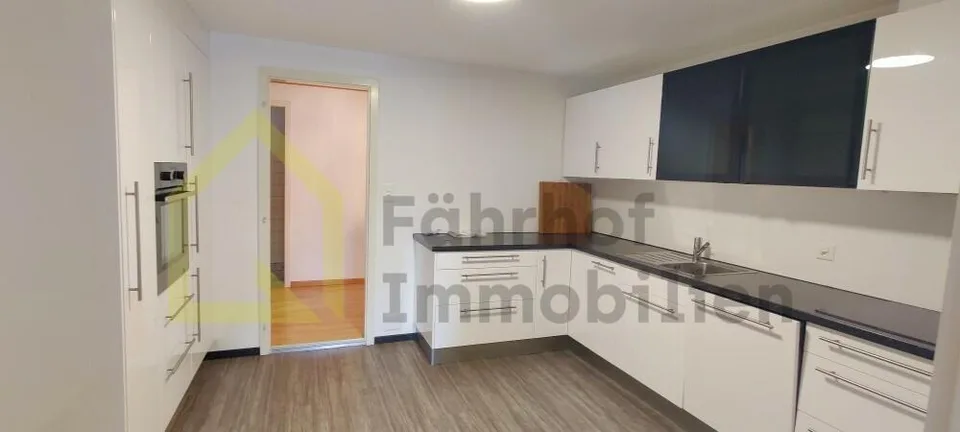 Casa con annessi e 4'800 m2 di terreno – foto 13 di 25