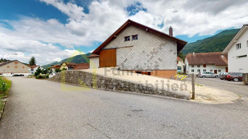 Casa con annessi e 4'800 m2 di terreno – foto 3 di 25