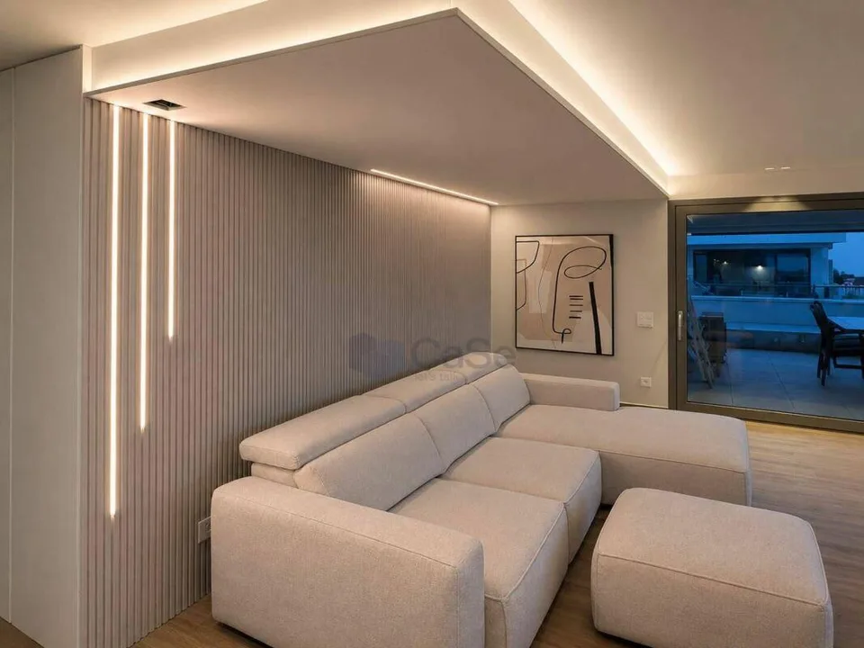 GRAVESANO · ATTICO MODERNO CON TERRAZZA di 76 m2 e PISCINA PRIVATA – Foto 5 von 12
