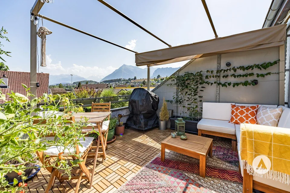 Residential and commercial building with attractive returns – photo 9 of 13