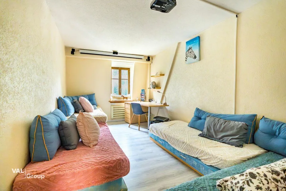 Ehemaliges Hotel mit aussergewöhnlichem Potenzial an traumhafter Au... – Foto 26 von 30