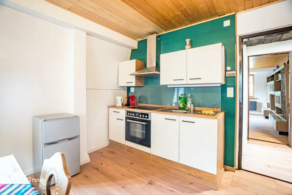 Ehemaliges Hotel mit aussergewöhnlichem Potenzial an traumhafter Au... – Foto 19 von 30
