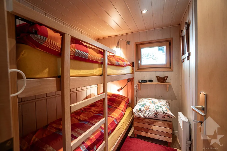 Reizendes Chalet in Mottec mit zwei separaten Wohnungen – Foto 10 von 13