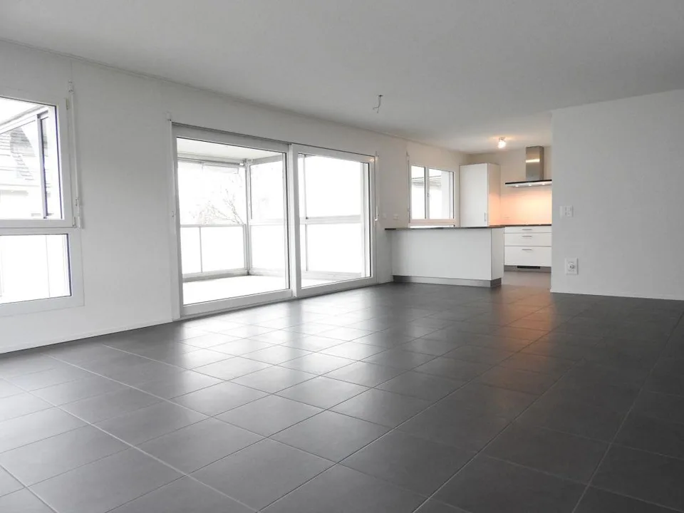 Helle 4.5-Zimmer-Parterrewohnung in familienfreundlichem Quartier