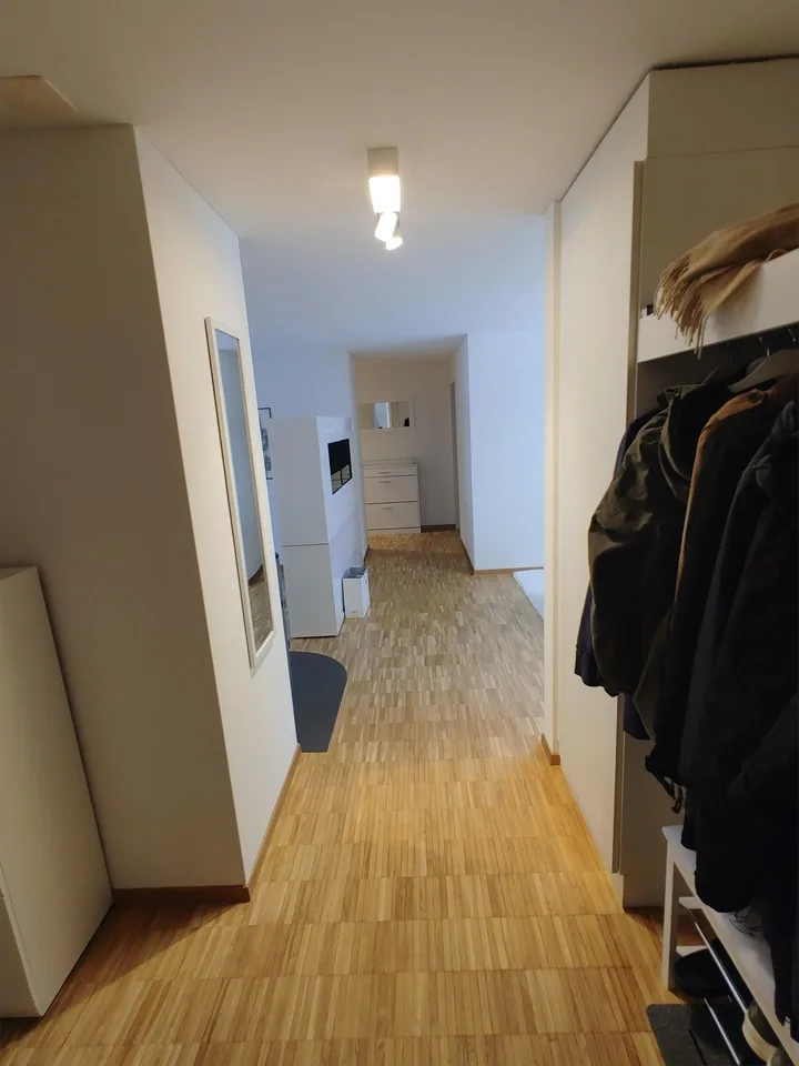 schöne und helle 4.5 Zimmer Wohnung – photo 6 of 11