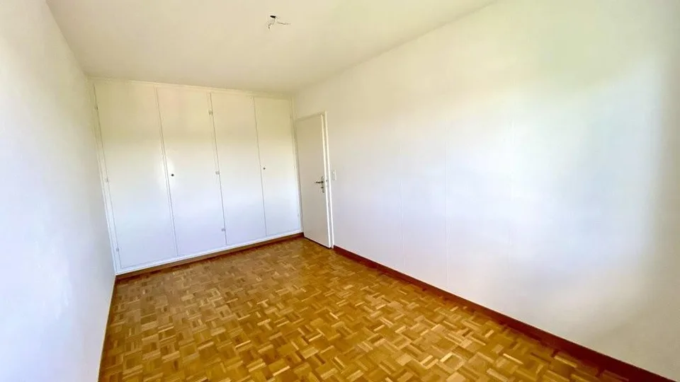 Charmante 3.5-Zimmer-Wohnung mit Aussicht! – Foto 7 von 10