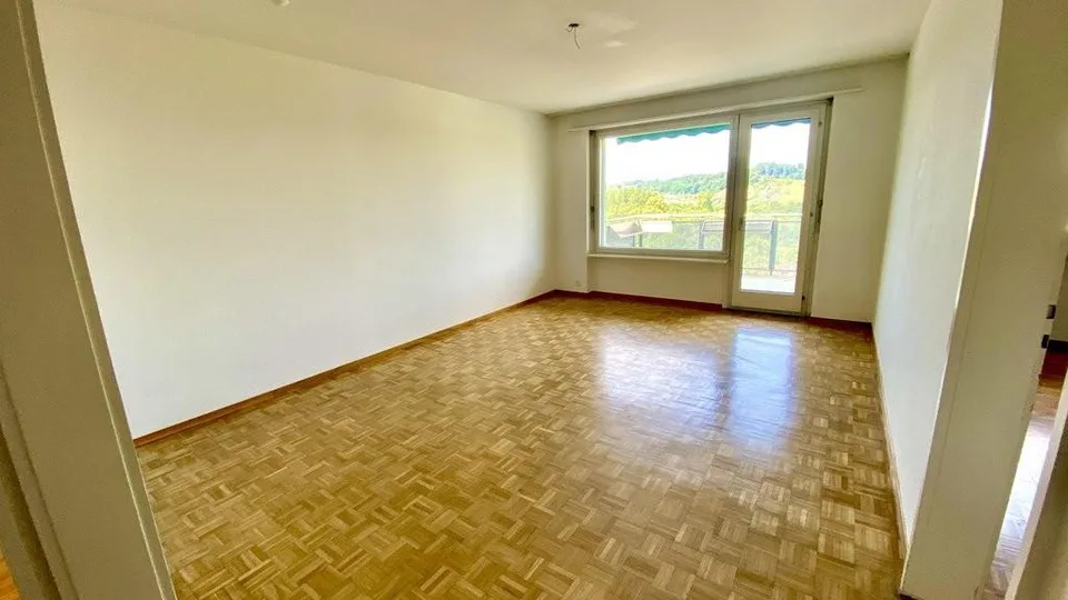 Charmante 3.5-Zimmer-Wohnung mit Aussicht! – Foto 8 von 10