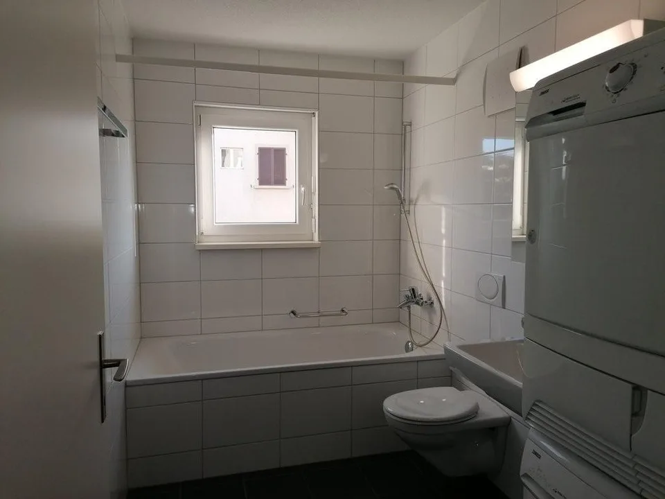 Schöne offene 3.5-Zimmerwohnung in Suhr