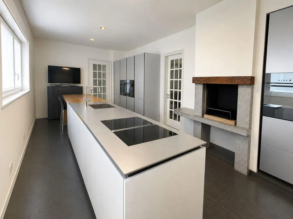 Exklusive Villa mit Pool und Waldblick – Foto 7 von 29