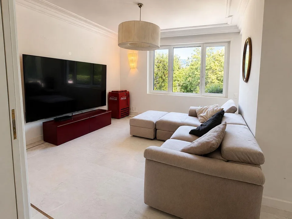 Exklusive Villa mit Pool und Waldblick – Foto 28 von 29