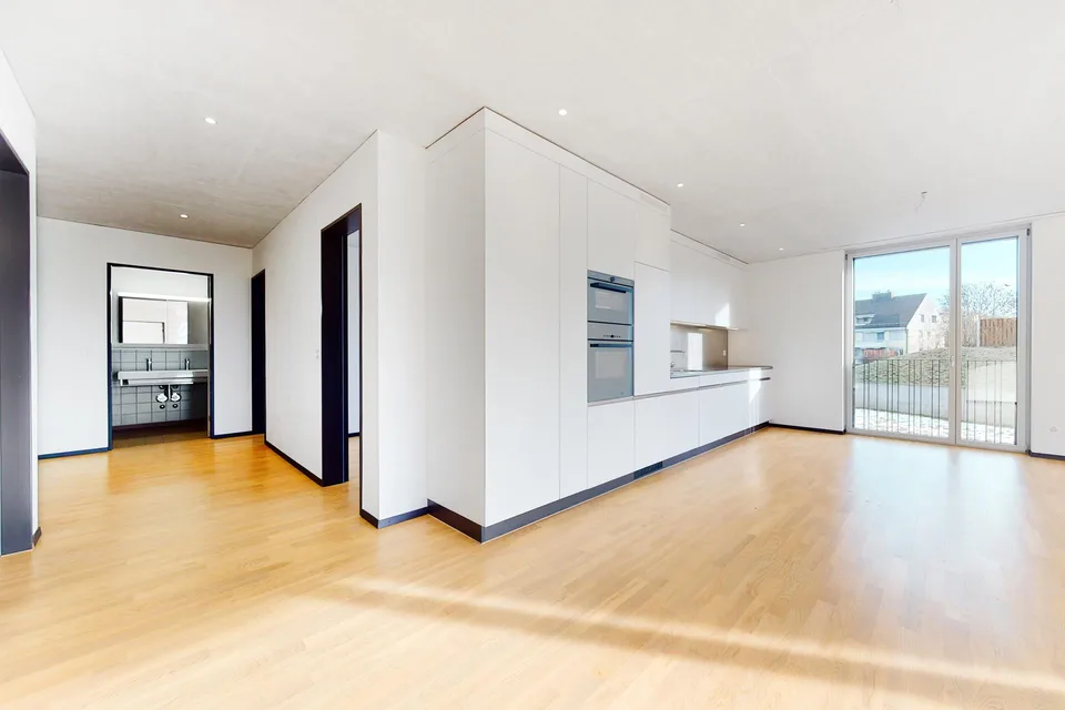 Top modern living in a central location!