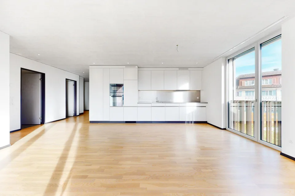 Top modern living in a central location!