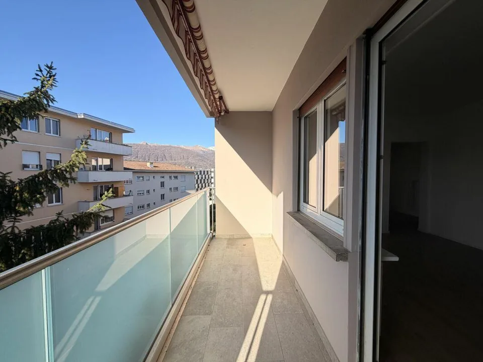 VIA EMILIO MARAINI · 3.5 LOCALI RINNOVATO · PRONTO DA SUBITO – foto 8 di 15