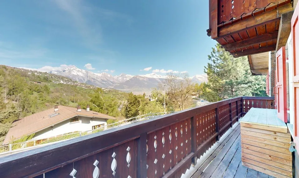 A 3 minuti da Nendaz ? Chalet ristrutturato con fascino e vista libera – foto 8 di 11