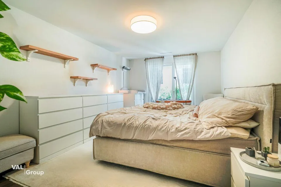 Appartamento giardino 3.5 locali di alta qualità con Smart Home e sala fitness privata