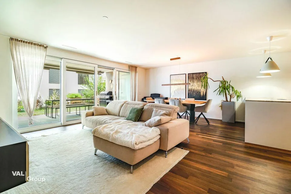Hochwertige 3.5-Zimmer Gartenwohnung mit Smart Home und privatem Fi...