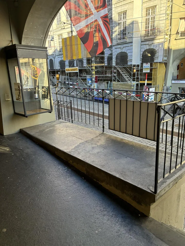 Schönes Ladenlokal in preisgekröntem Altstadthaus Bern – photo 3 sur 5