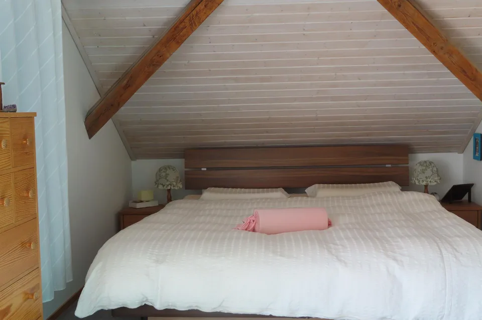 rundum helle orginelle 4 Zimmer Dachwohnung