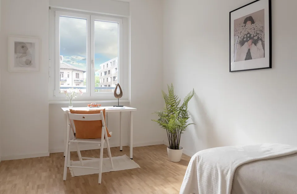 We rent in a recently renovated building – photo 11 of 13