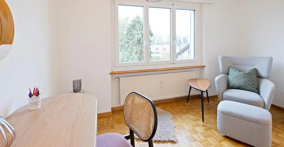 Grosszügige, charmante 5.5 Zimmer Wohnung mit Wohlfühl-Ambiente