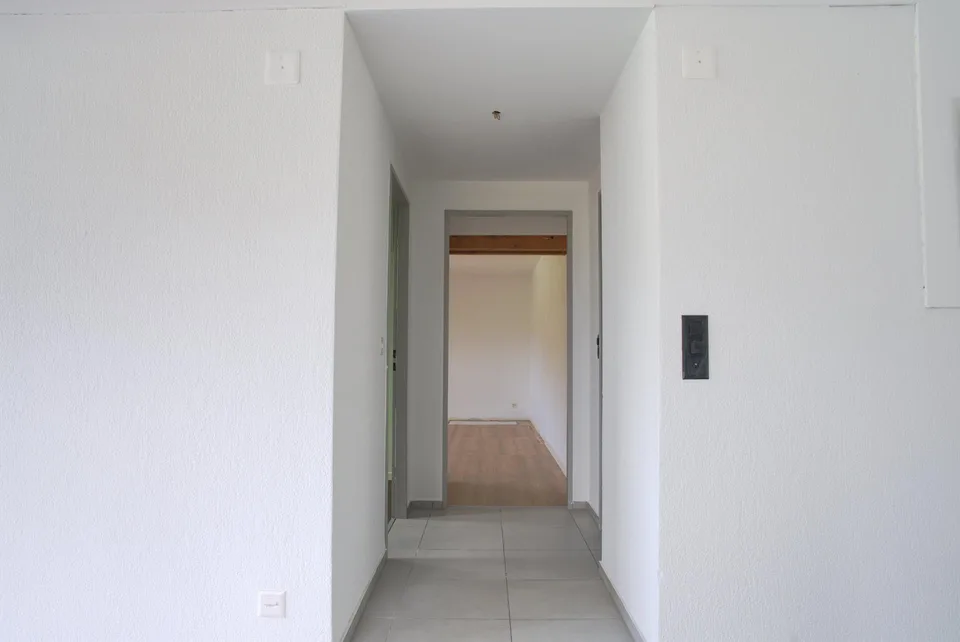 Teilsanierte Dachgeschosswohnung mit zusätzlichem Ausbaupotential – Foto 7 von 13