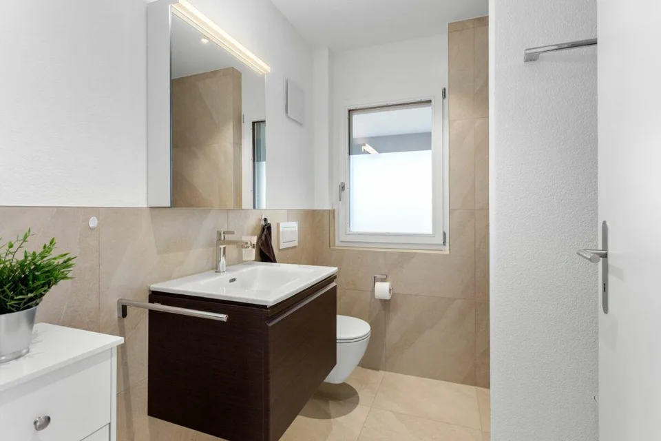 Appartement attique spacieux 4.5 pièces avec vue sur la nature – photo 13 sur 15