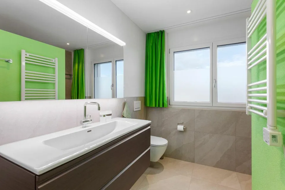 Appartement attique spacieux 4.5 pièces avec vue sur la nature – photo 10 sur 15