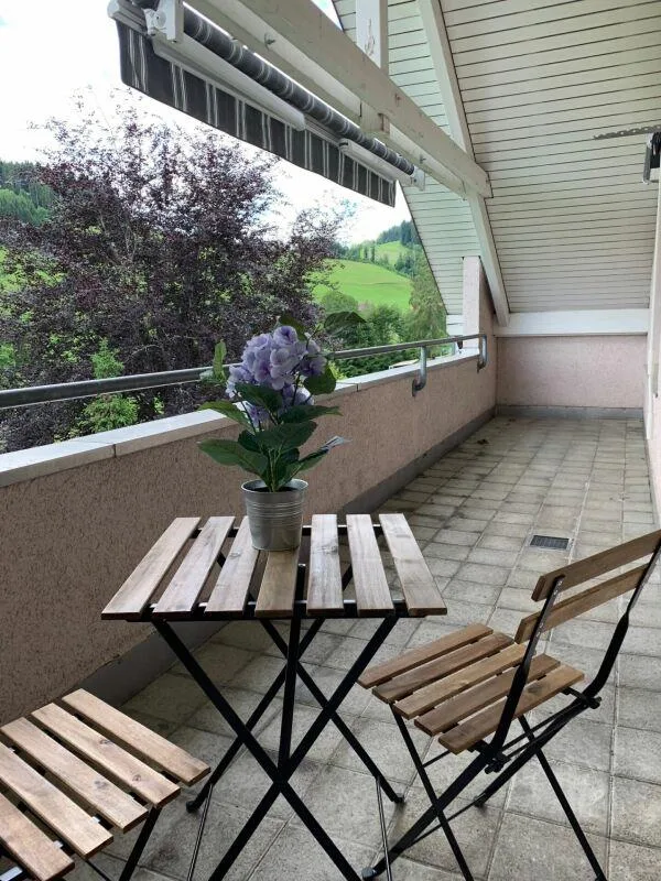 heimelige Dachwohnung mitten in Gähwil